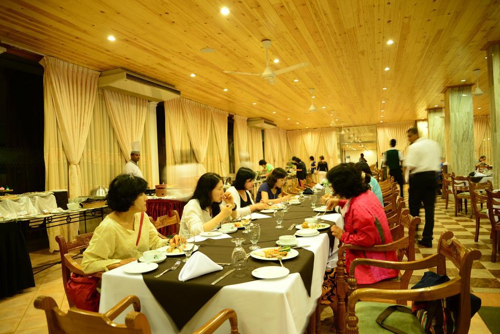 Hotel Sudu Araliya Polonnaruwa Εξωτερικό φωτογραφία